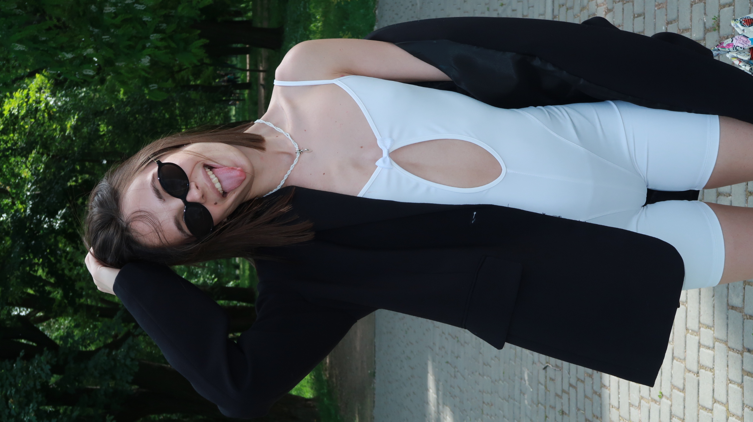 tinaember - Photo 2